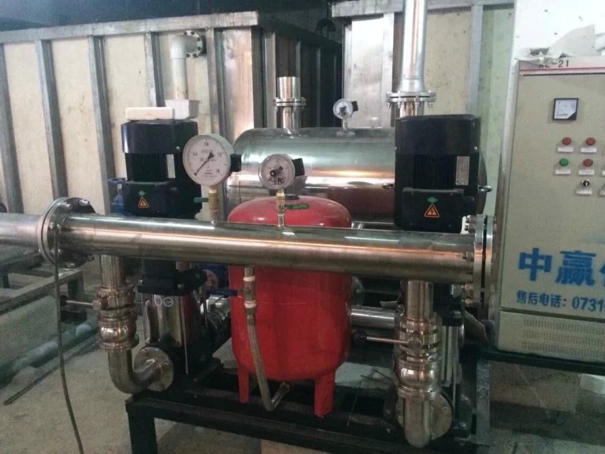 江西雄鷹房地產(chǎn)開發(fā)有限公司采購5.5KW、7.5KW兩用一備無負(fù)壓供水設(shè)備兩套